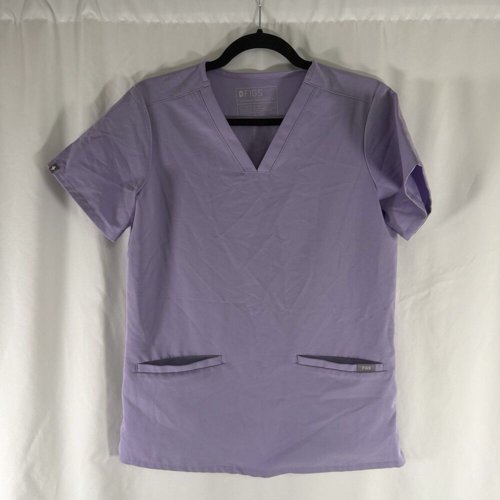 Figs Technical Collection Scrub Top Women's Small Light Purple Short Sleeve V-Ne